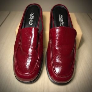 Aerosols dark red mules, size 8 1/2B